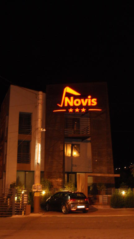 Pensiunea Novis Iasi Exterior foto